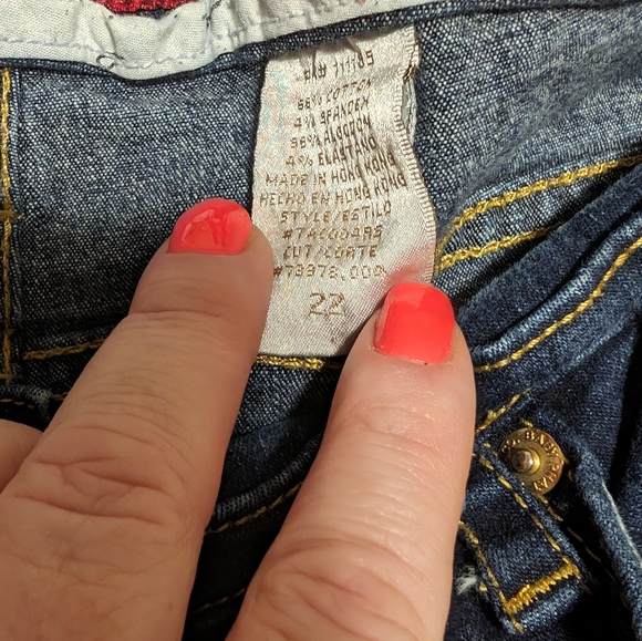 PLUS SIZE 22 Baby Phat capris - Picture 5 of 9